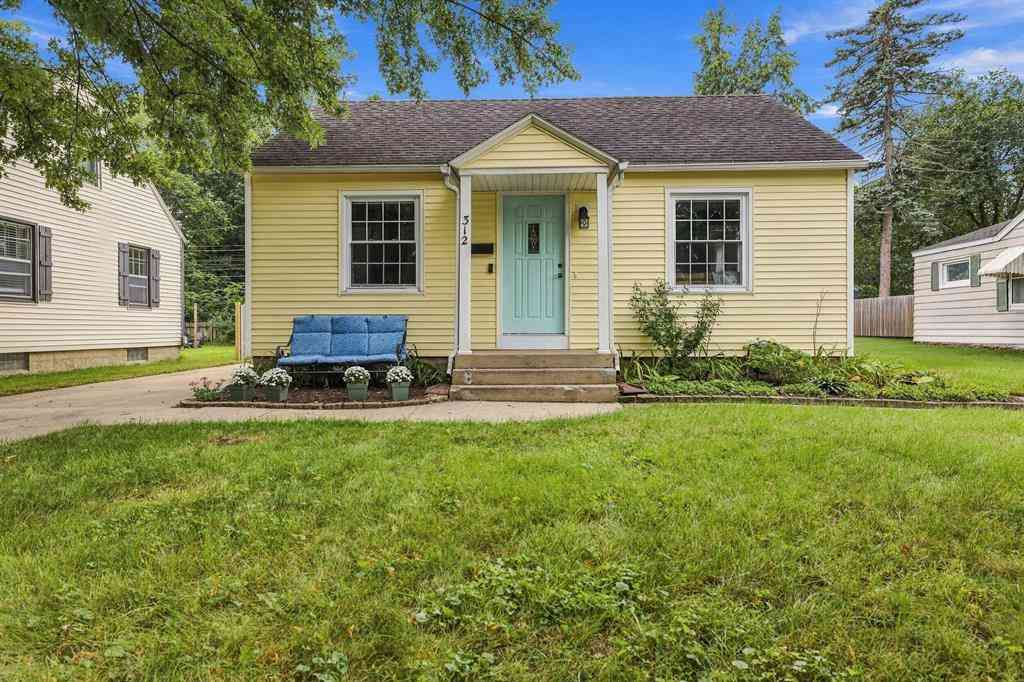 Homes For Sale - 312 W 22nd Street <br/> Holland, MI 49423