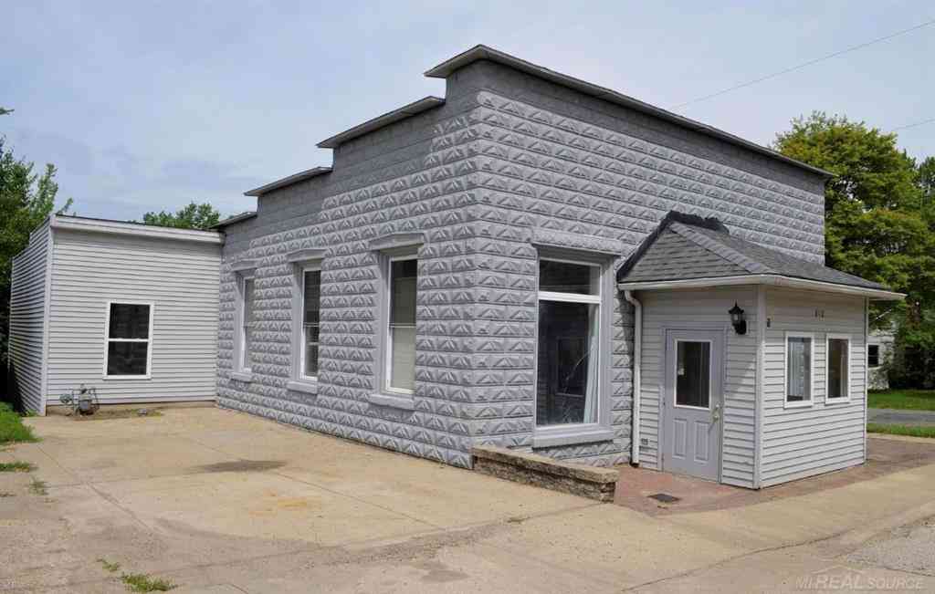 Homes For Sale - 210 N Van Buren Street <br/> Van Buren County, Bloomingdale, MI 49026
