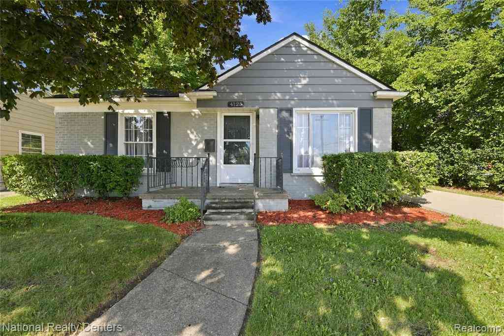 Homes For Sale - 4125 Coolidge Highway <br/> Royal Oak, MI 48073