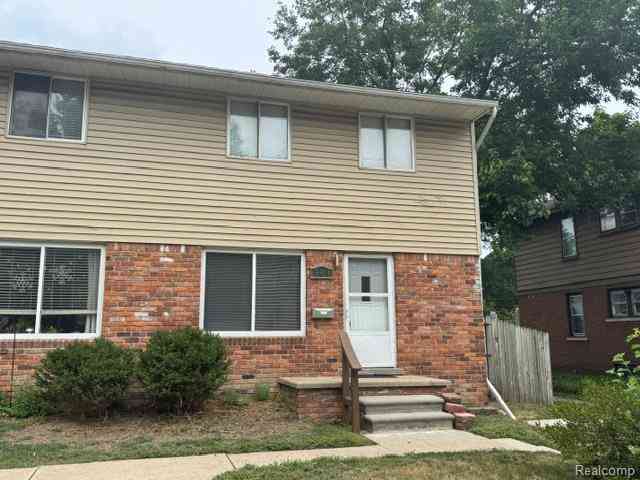 Homes For Rent - 309 E Farnum Avenue <br/> Royal Oak, MI 48067