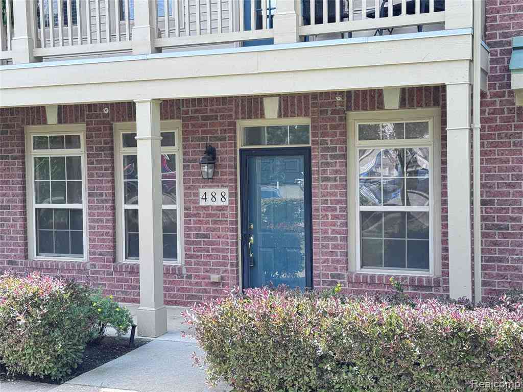 Condo For Rent - 488 Village Drive <br/> Walled Lake, MI 48390