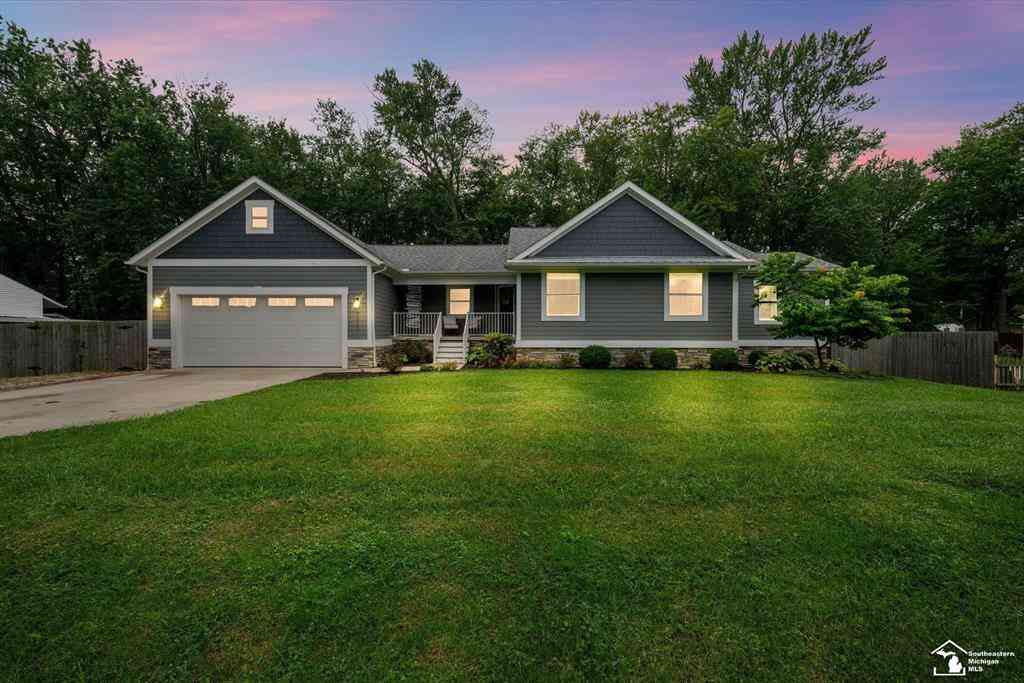Homes For Sale - 7933 Turney Avenue <br/> Monroe County, Monroe, MI 48161