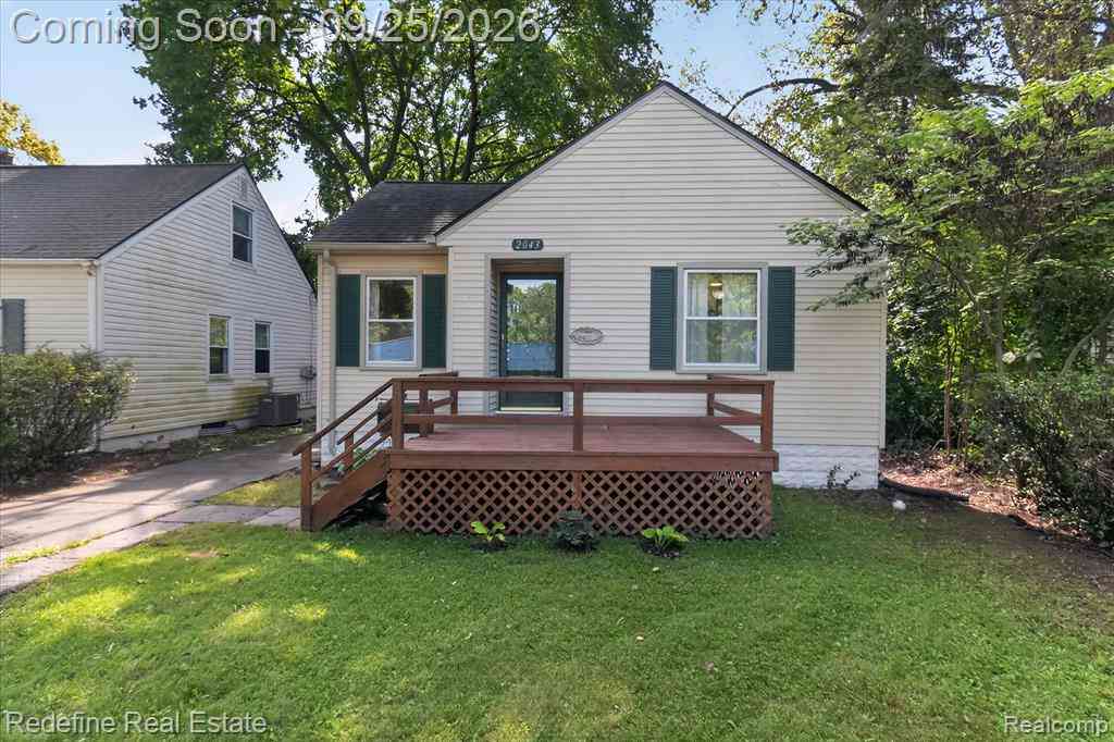 Homes For Sale - 2043 Harding Avenue <br/> Ypsilanti, MI 48197