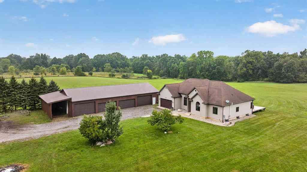 Homes For Sale - 6302 County Farm Road <br/> Jackson, MI 49201