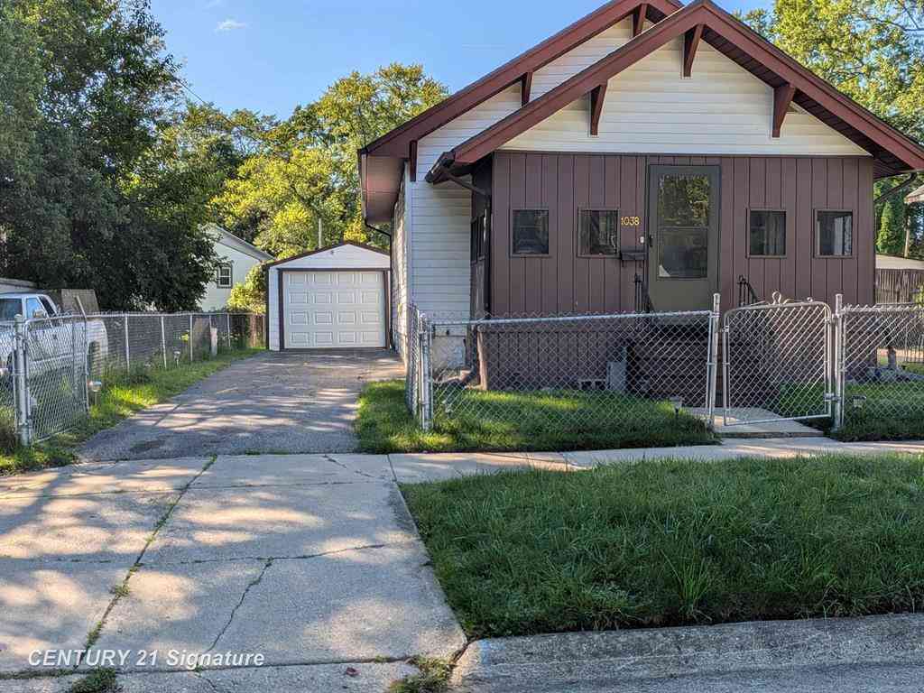Homes For Sale - 1038 E Marengo Avenue <br/> Flint, MI 48505