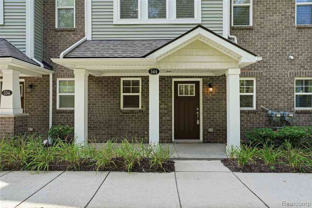 Condo For Rent - 544 Anne Avenue <br/> Livingston County, Brighton, MI 48116