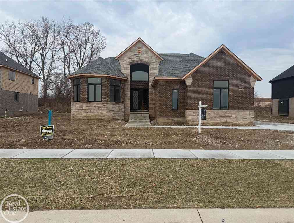 Homes For Sale - 51557 Forster Lane <br/> Shelby Twp, MI 48316