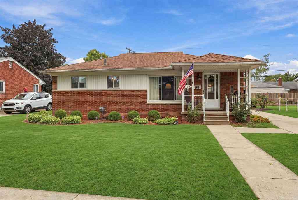 Homes For Sale - 969 Chippewa Road <br/> Macomb County, Mt. Clemens, MI 48043