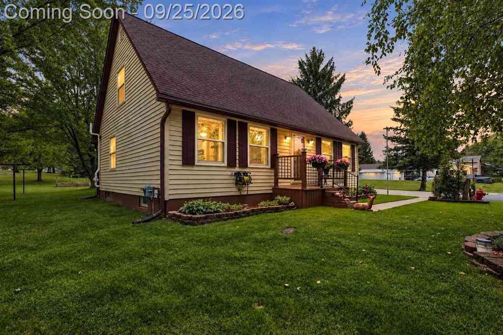 Homes For Sale - 7275 Hall Road <br/> Davisburg, MI 48519