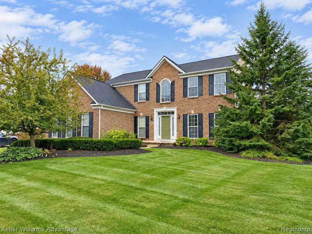 Homes For Sale - 26123 Cornell Drive <br/> South Lyon, MI 48178