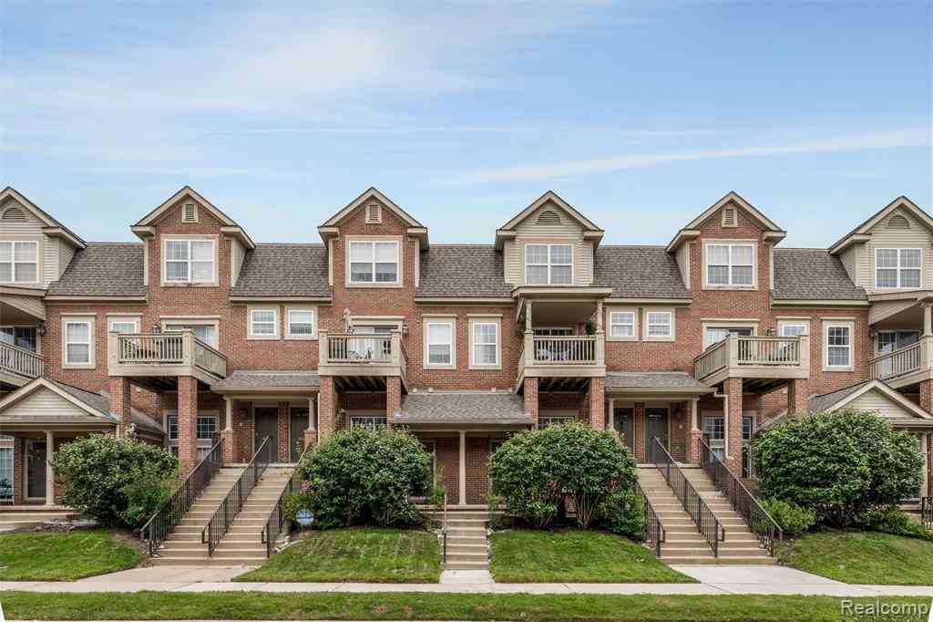 Condo For Rent - 2795 Barclay Way <br/> Ann Arbor, MI 48105