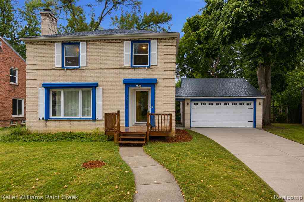 Homes For Sale - 17584 Roxbury Avenue <br/> Southfield, MI 48075