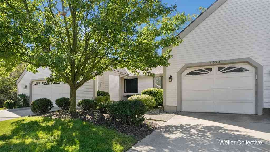 Condo For Sale - 4592 Whisperwood Court Se SE<br/> Kent County, Kentwood, MI 49508