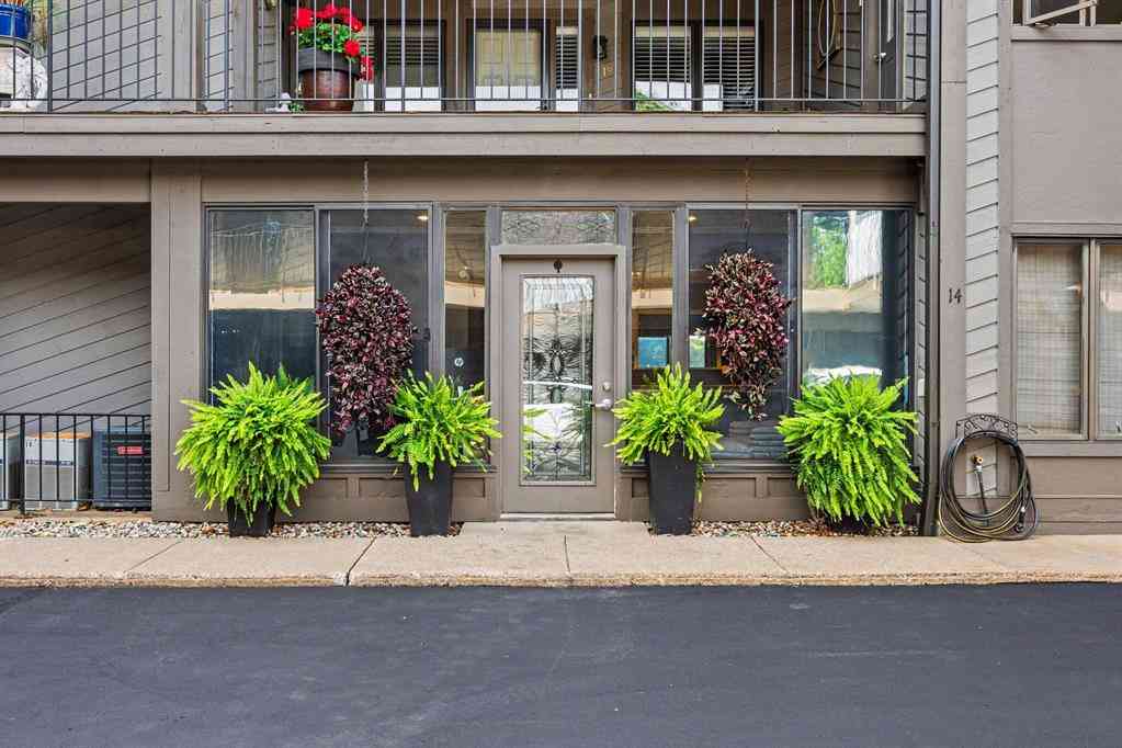 Condo For Sale - 1 Hiawatha Cove Trail  #14<br/> Battle Creek, MI 49015
