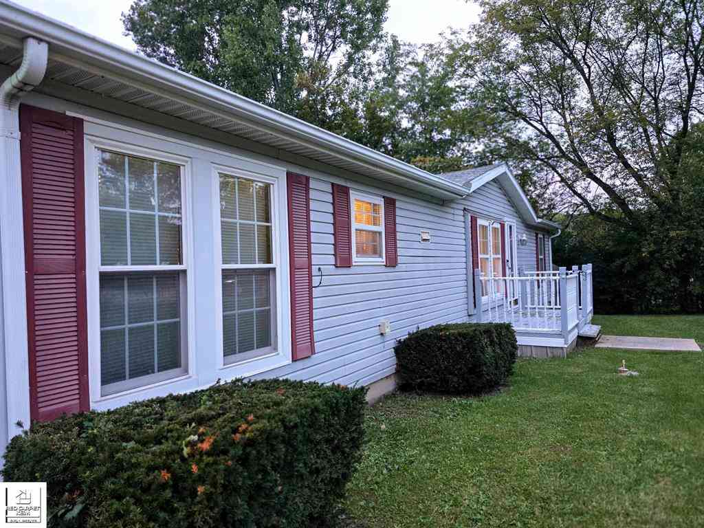 Homes For Sale - 1370 S Graham Road <br/> Flint, MI 48532