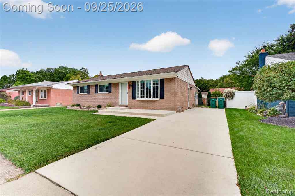 Homes For Sale - 27635 Weddel Avenue <br/> Wayne County, Brownstown, MI 48183