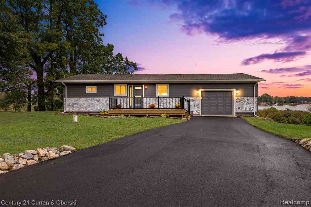 Homes For Sale - 10991 Tacoma Drive <br/> Jerome, MI 49249