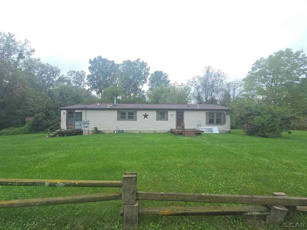 Homes For Sale - 942 Munith Road <br/> Jackson, MI 49201