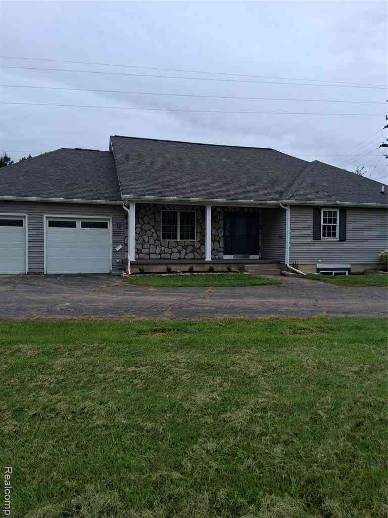 Homes For Sale - 4226 Dye Road N N<br/> Genesee County, Swartz Creek, MI 48473