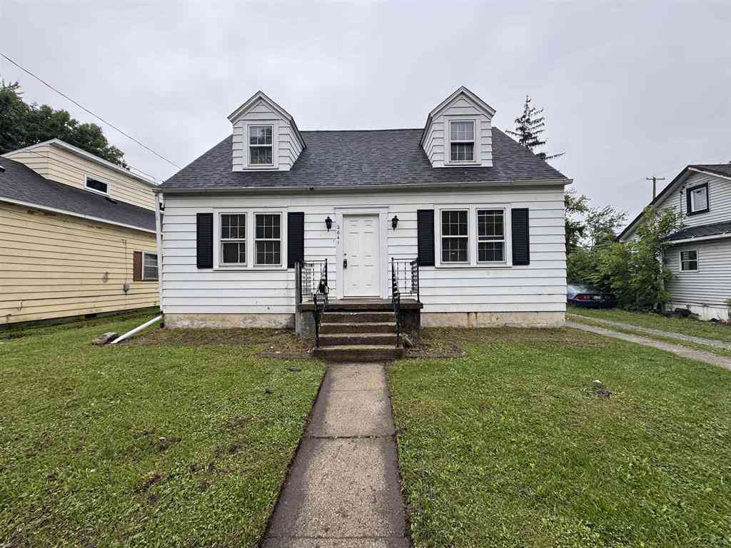 Homes For Sale - 2641 Eddy Street <br/> Saginaw, MI 48602