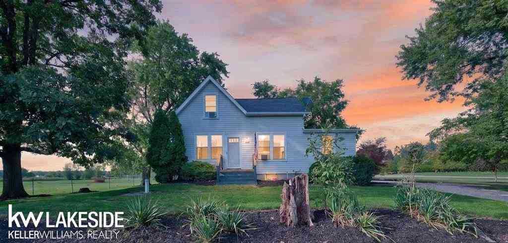 Homes For Sale - 8695 Petz Road <br/> Lapeer County, Imlay City, MI 48444