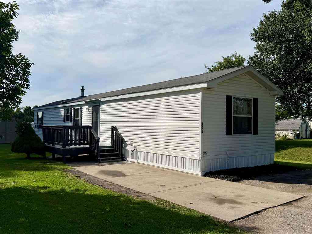 Homes For Sale - 4524 Goldenrod Drive <br/> Traverse City, MI 49685