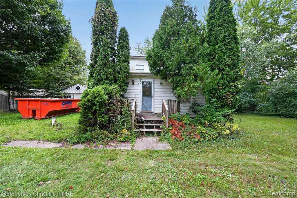 Homes For Sale - 8320 Mckean Road <br/> Willis, MI 48191