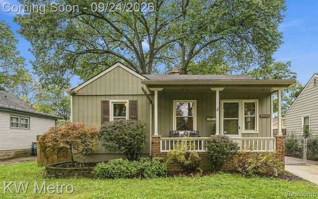 Homes For Sale - 2955 Inman Street <br/> Ferndale, MI 48220