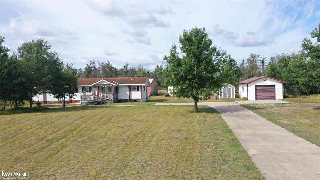 Homes For Sale - 586 S Headquarters Road <br/> Grayling, MI 49738