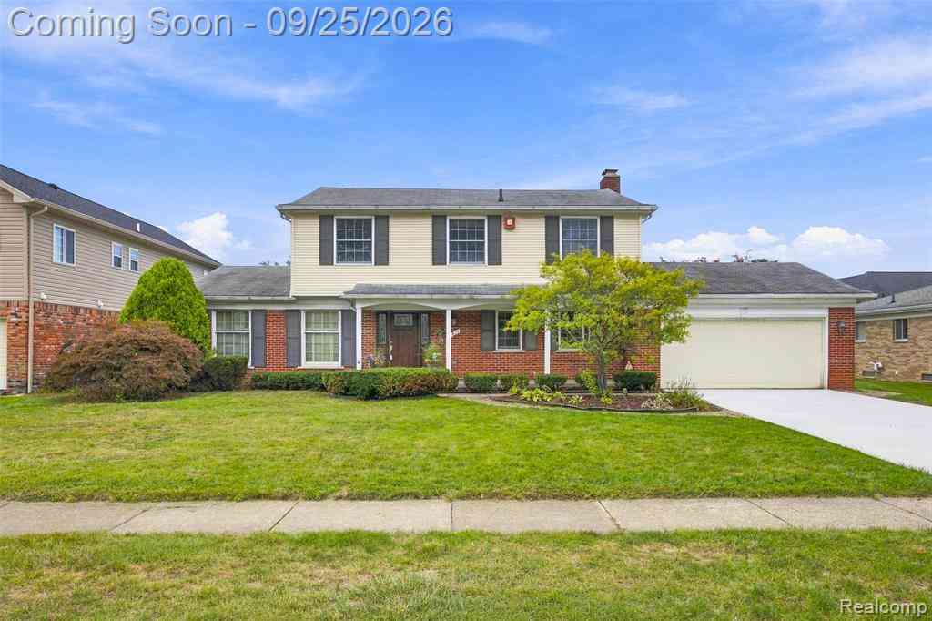 Homes For Sale - 1615 N Evangeline Street <br/> Dearborn Heights, MI 48127