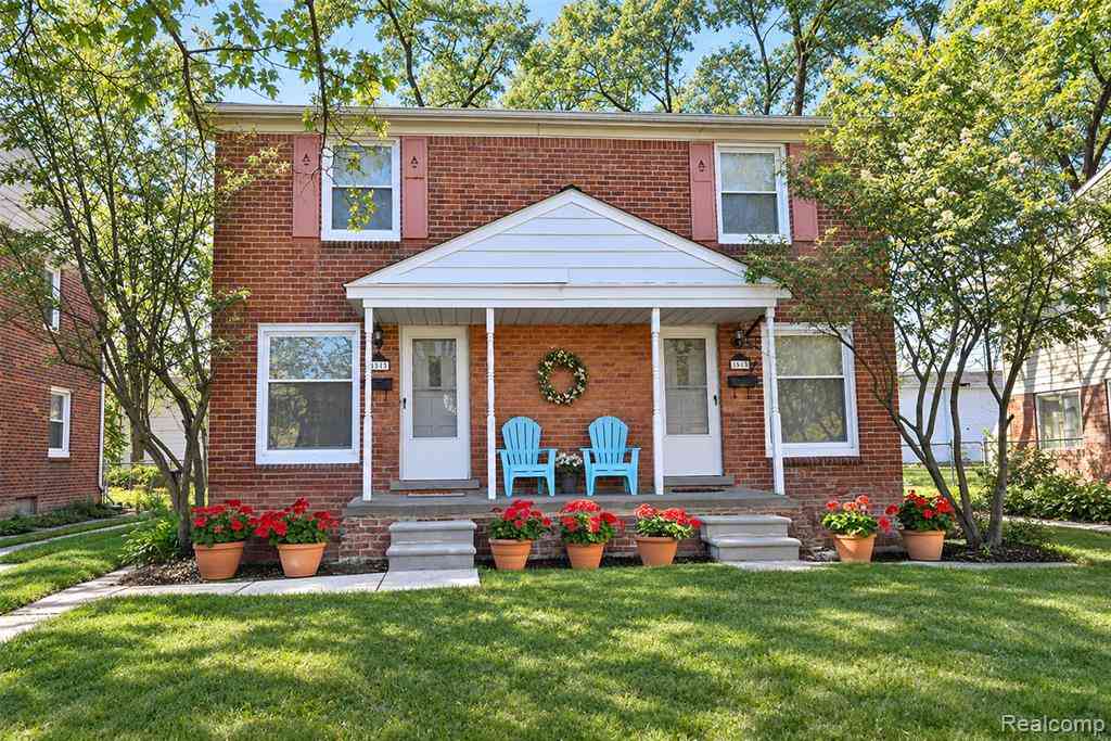 Homes For Rent - 1515 W Farnum Avenue <br/> Oakland County, Royal Oak, MI 48067