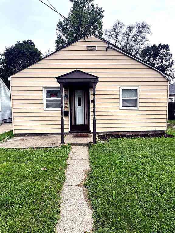 Homes For Sale - 906 West Street <br/> Ingham County, Lansing, MI 48915