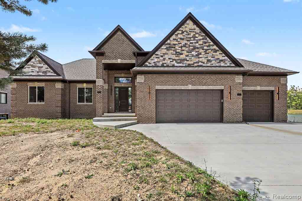 Homes For Sale - 68503 Lake Angela Pointe  <br/> Macomb County, Richmond, MI 48062