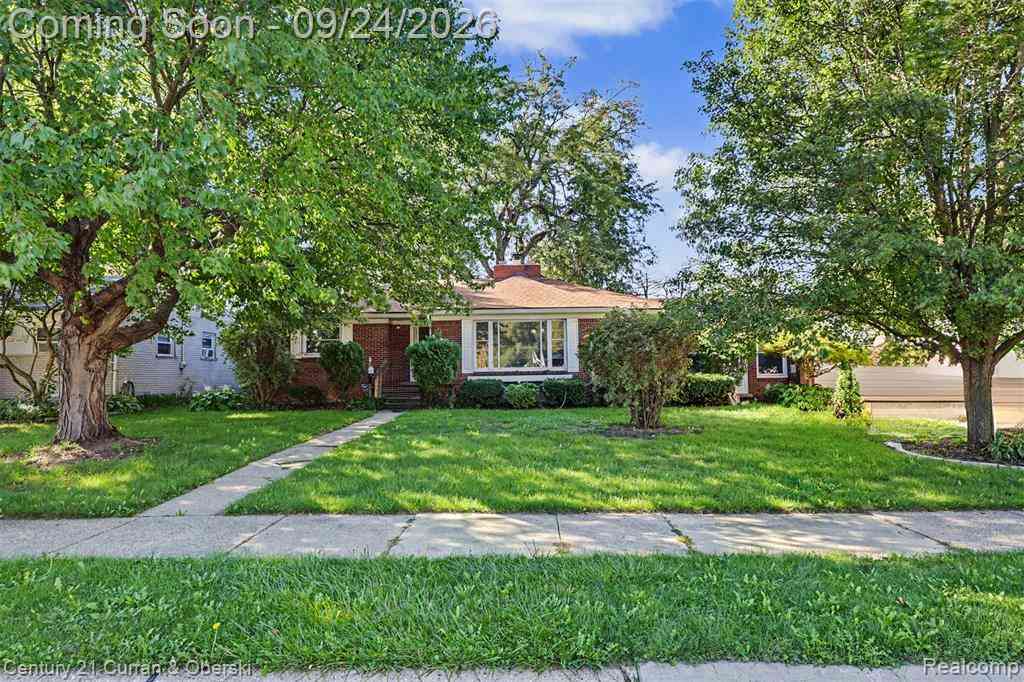 Homes For Sale - 22300 Lanse Street <br/> Saint Clair Shores, MI 48081