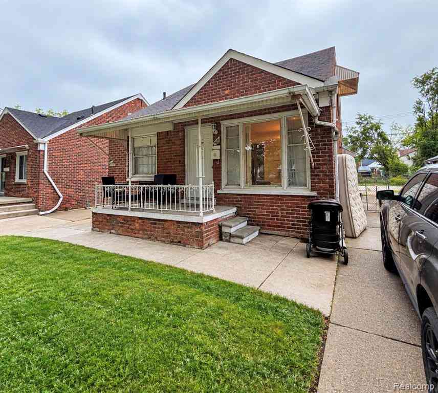 Homes For Sale - 6327 Asbury Park <br/> Detroit, MI 48228