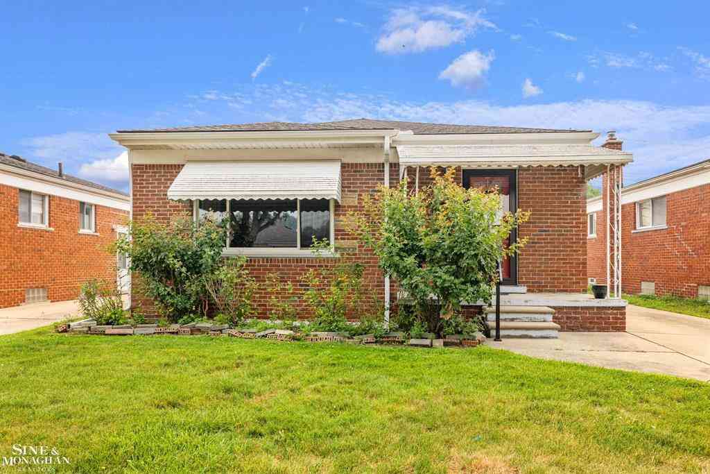 Homes For Sale - 28016 Rockwood Street <br/> Saint Clair Shores, MI 48081