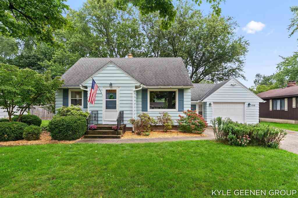 Homes For Sale - 135 Grandview Avenue <br/> Holland, MI 49423