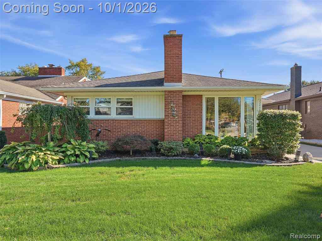 Homes For Sale - 22406 Alexander Street <br/> Macomb County, Saint Clair Shores, MI 48081
