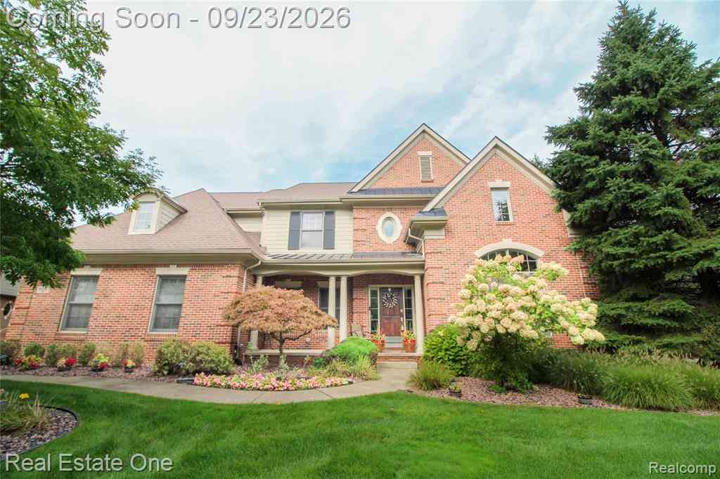 Homes For Sale - 44023 Cypress Point Drive <br/> Northville, MI 48168