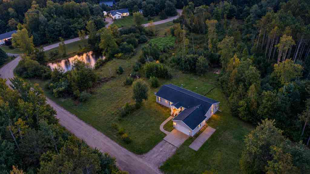 Homes For Sale - 916 N Pine Ridge Drive <br/> Ludington, MI 49431
