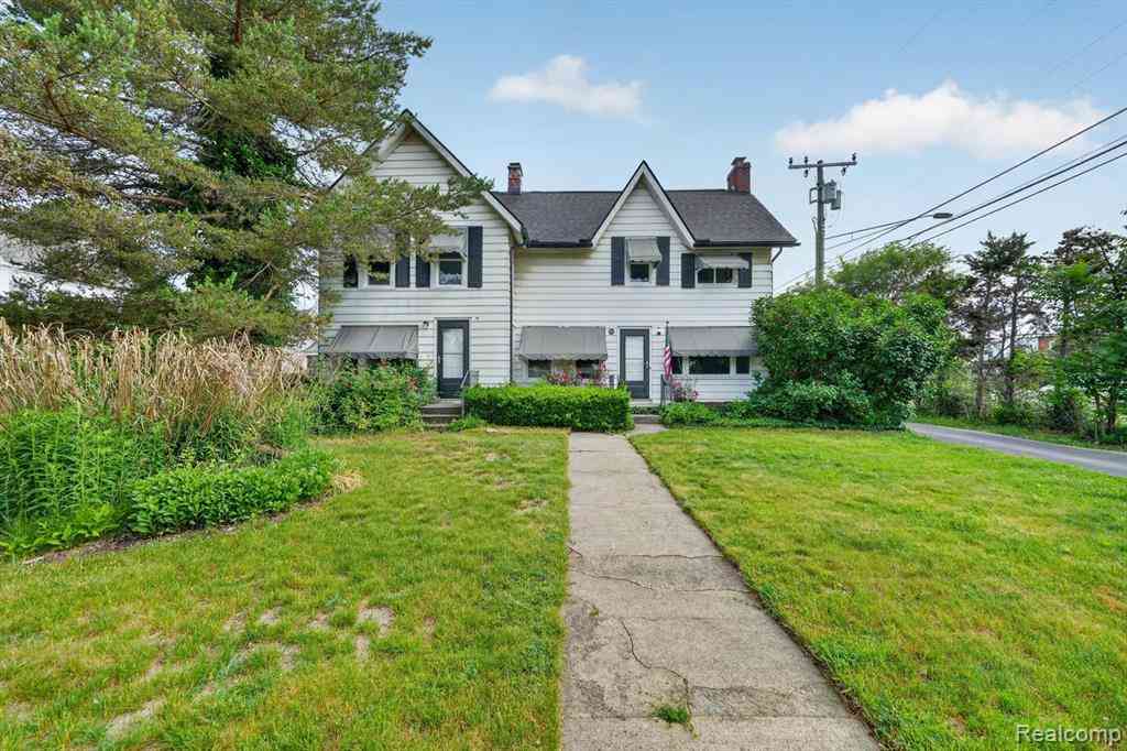 Homes For Rent - 23 W Burdick Street <br/> Oxford, MI 48371