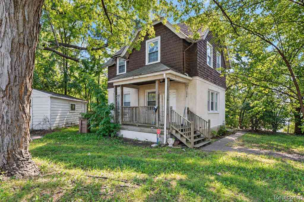 Homes For Sale - 596 N Perry Street <br/> Oakland County, Pontiac, MI 48342