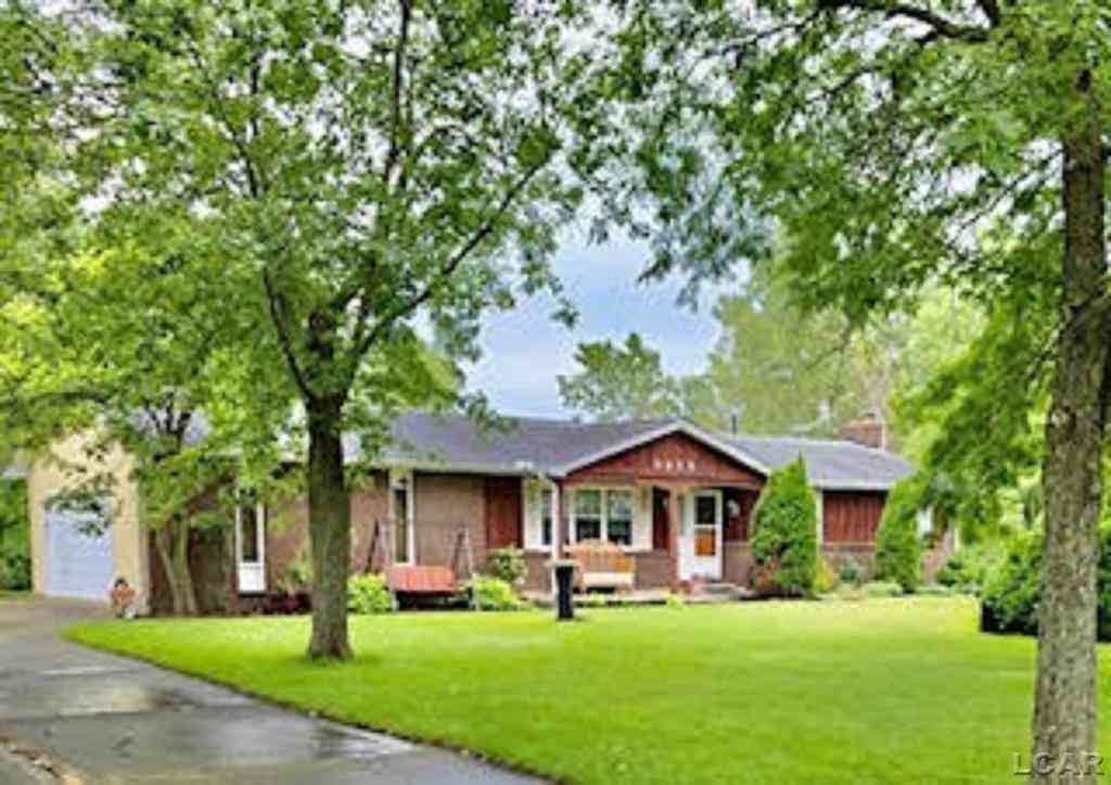 Homes For Sale - 9455 Britton Highway <br/> Lenawee County, Tecumseh, MI 49286