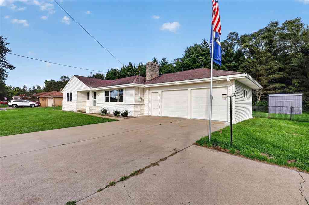 Homes For Sale - 6896 N Riverview Drive <br/> Kalamazoo, MI 49004