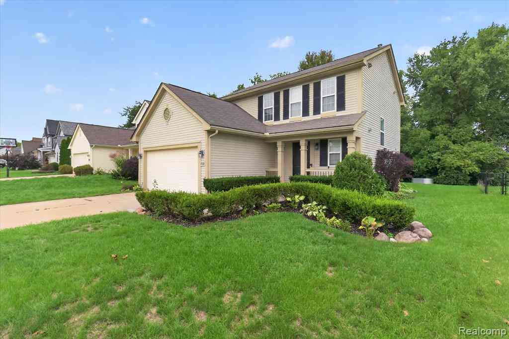 Homes For Sale - 8589 Barrington Drive <br/> Ypsilanti, MI 48198