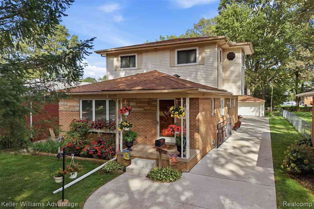 Homes For Sale - 3987 Grindley Park Street <br/> Wayne County, Dearborn Heights, MI 48125