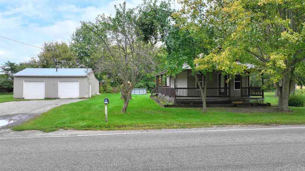 Homes For Sale - 1411 Chesaning Road <br/> Saint Charles, MI 48655