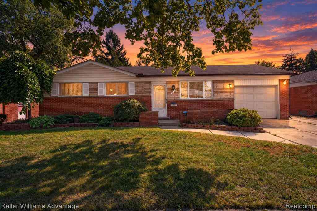 Homes For Sale - 31428 Hartwick Drive <br/> Warren, MI 48088
