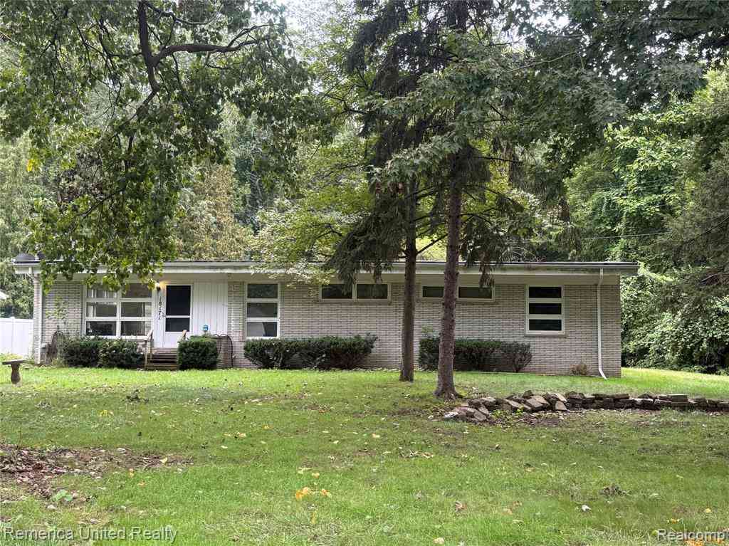 Homes For Sale - 18171 Lathers Street <br/> Livonia, MI 48152