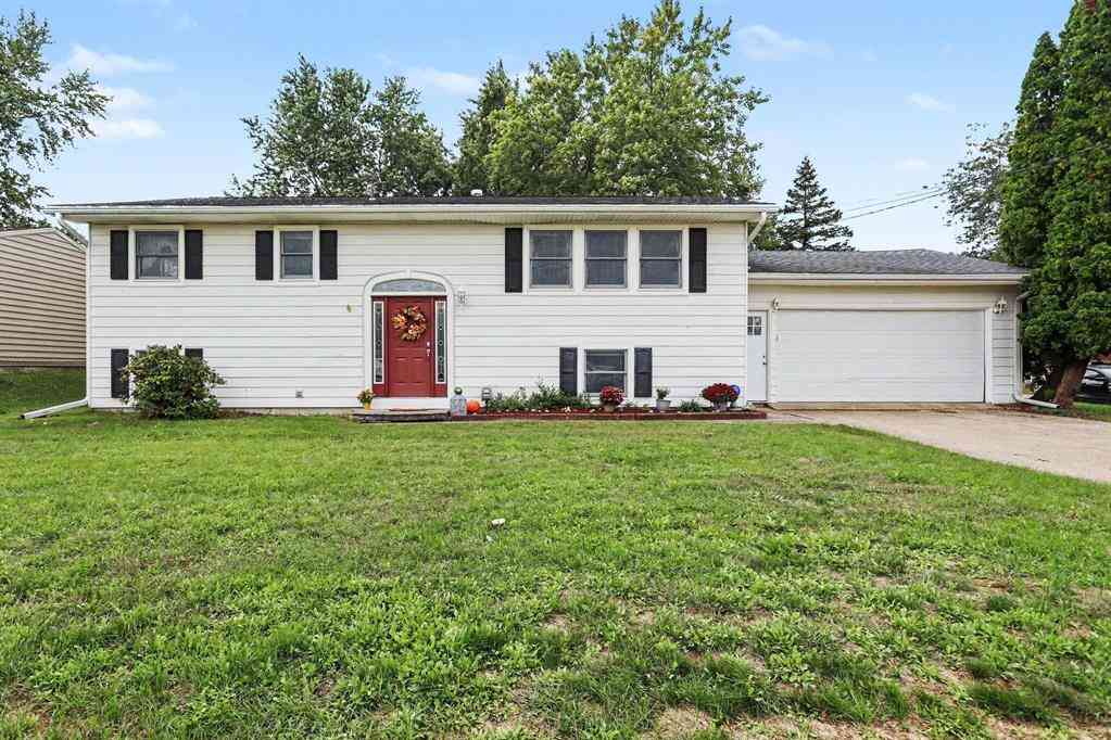 Homes For Sale - 6710 Amberly Street <br/> Portage, MI 49024